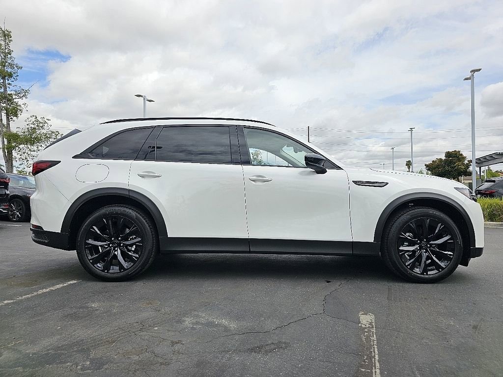 New 2026 MAZDA CX-90 Plug-In Hybrid w/Premium Sport image 9