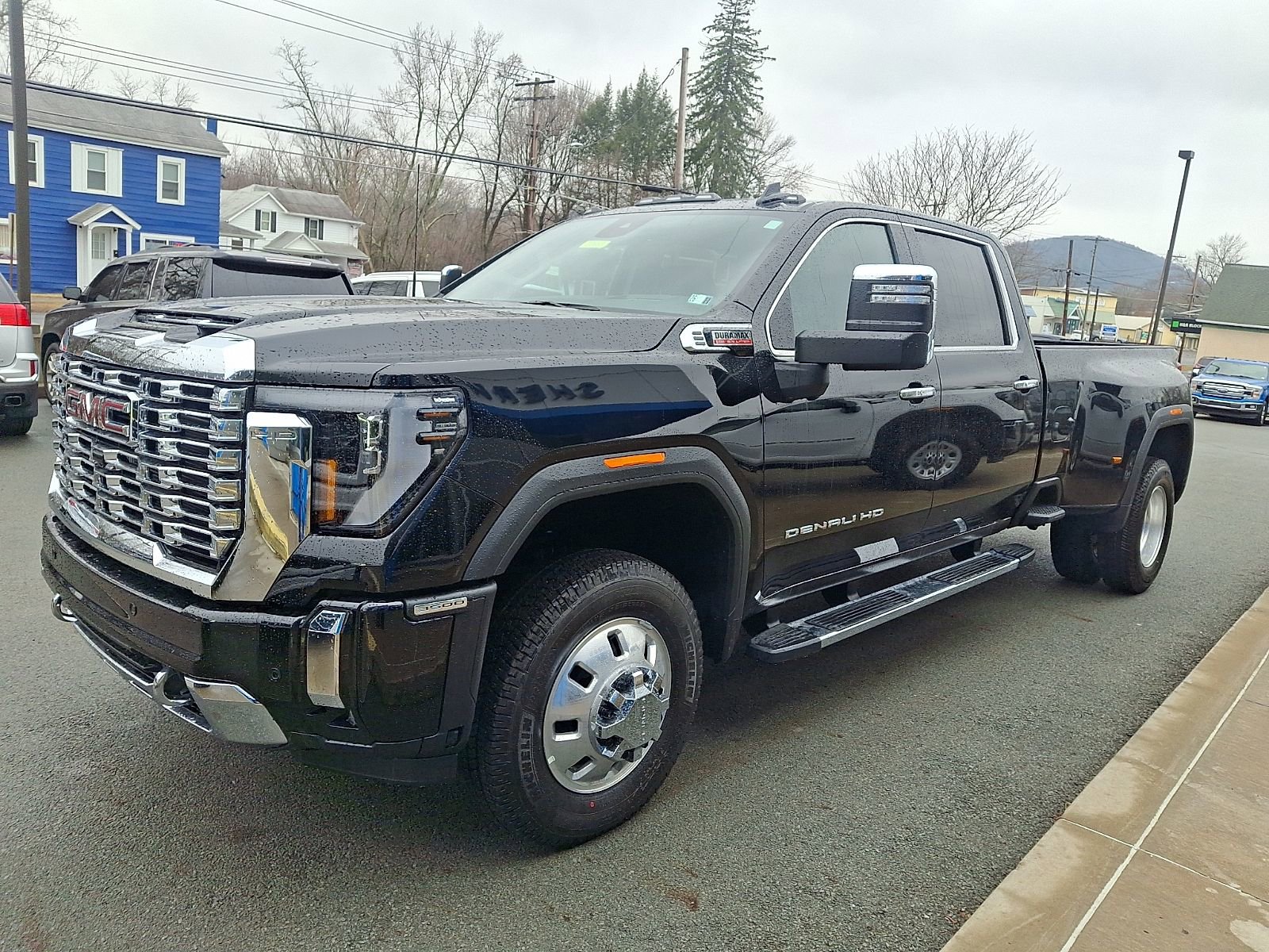 New 2026 GMC Sierra 3500 Denali w/ Denali Reserve Package image 3