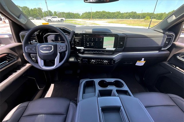 New 2025 GMC Sierra 2500 SLT image 5