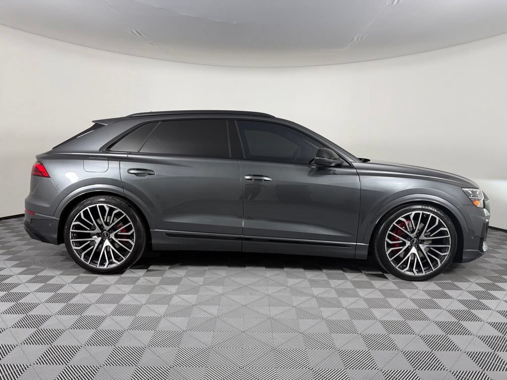 Used 2026 Audi SQ8 Prestige AWD/4WD image 10