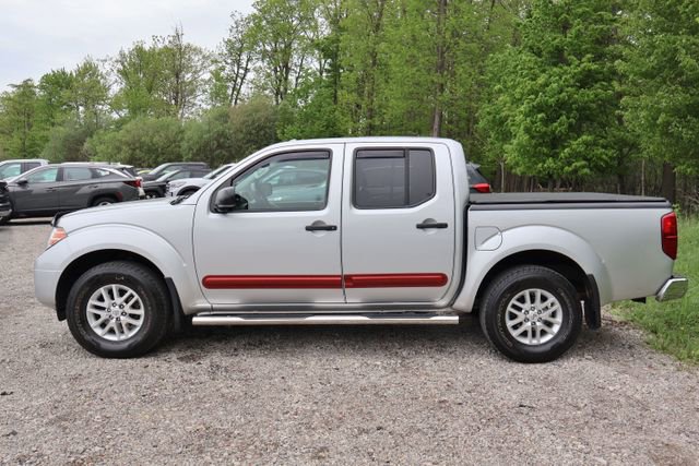Used 2017 Nissan Frontier SV w/ SV Value Truck Package AWD/4WD image 3