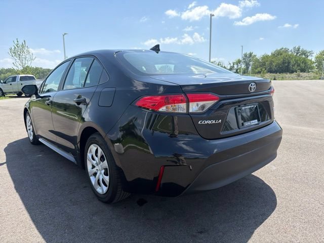 Used 2024 Toyota Corolla LE FWD image 11
