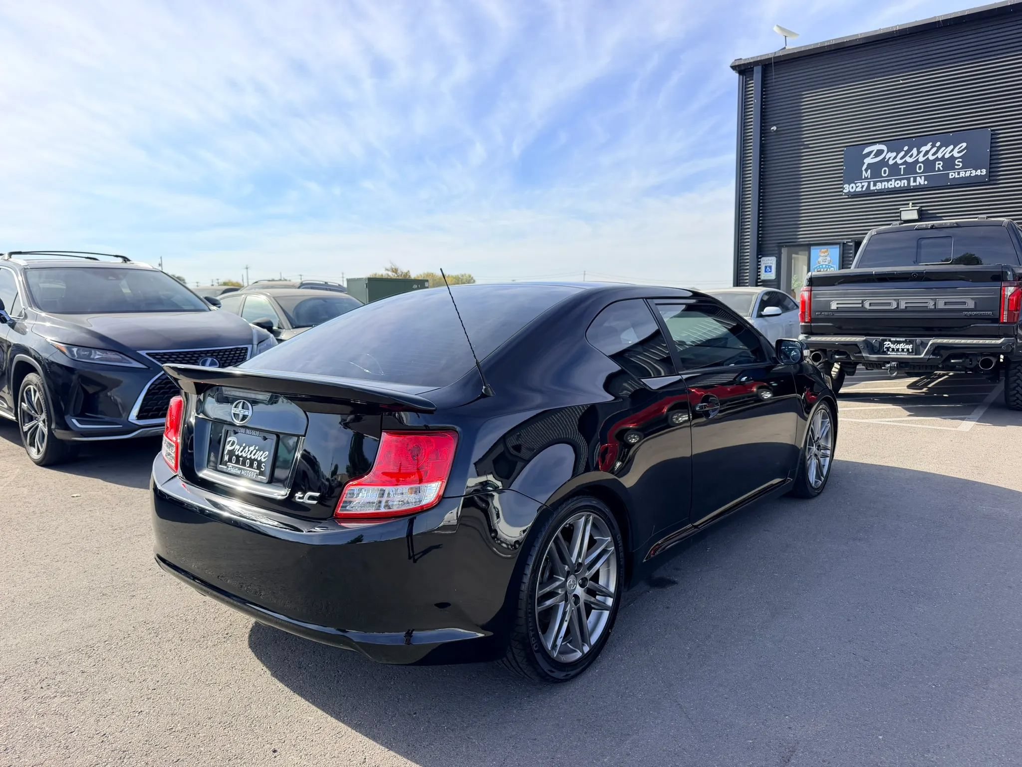 Used 2013 Scion tC FWD image 4