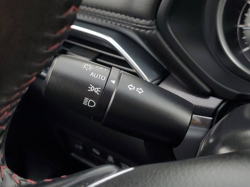 Used 2025 MAZDA CX-5 Carbon Edition image 16