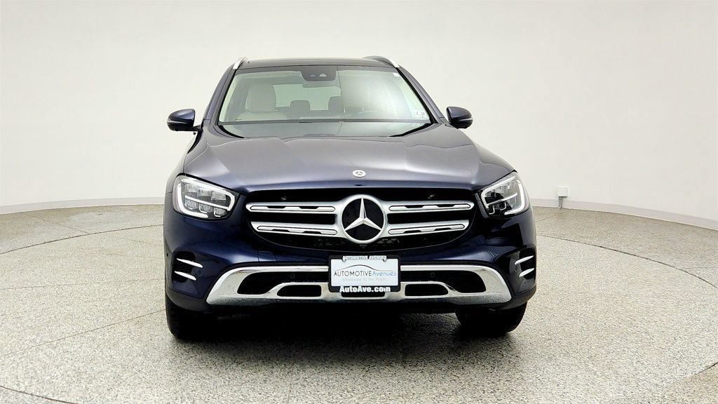 Used 2022 Mercedes-Benz GLC 300 4MATIC image 2