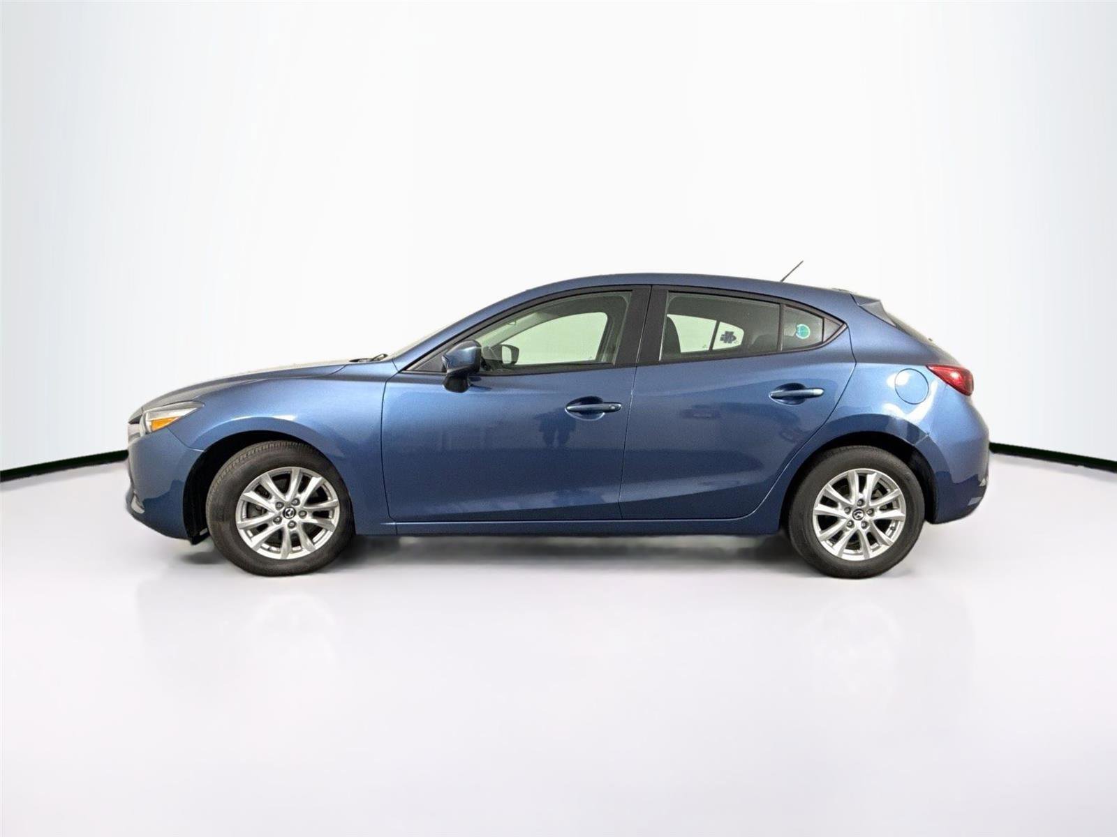 Used 2017 MAZDA MAZDA3 Sport image 9