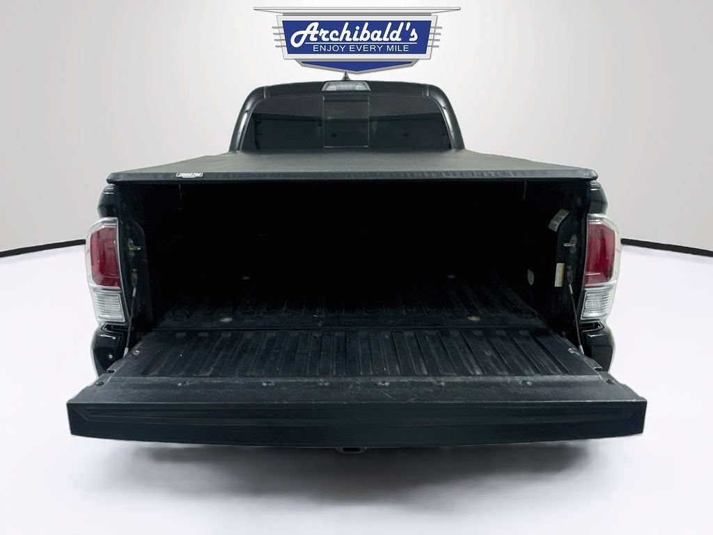 Used 2020 Toyota Tacoma TRD Off-Road w/ Technology Package AWD/4WD image 27