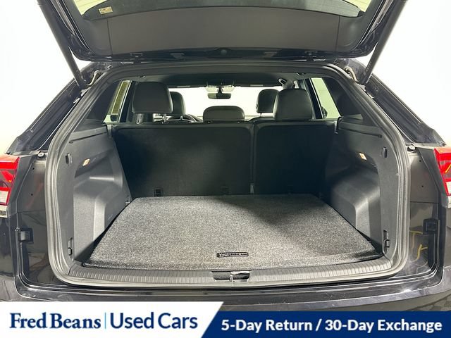 Used 2023 Volkswagen Atlas Cross Sport SE AWD/4WD image 32