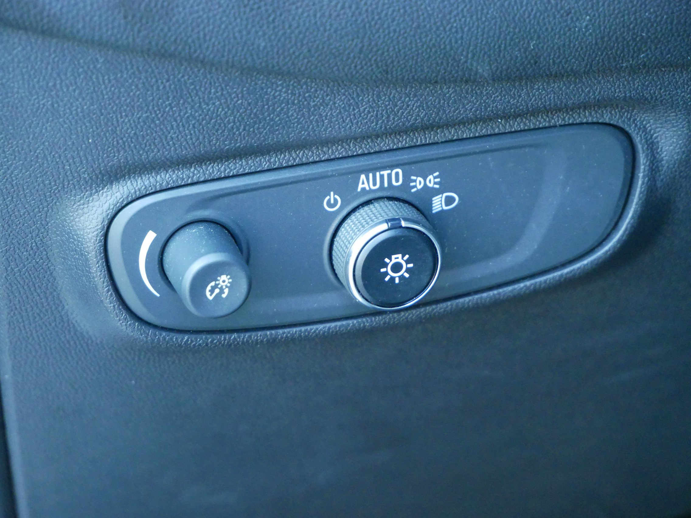 Used 2022 Chevrolet Equinox LT image 19