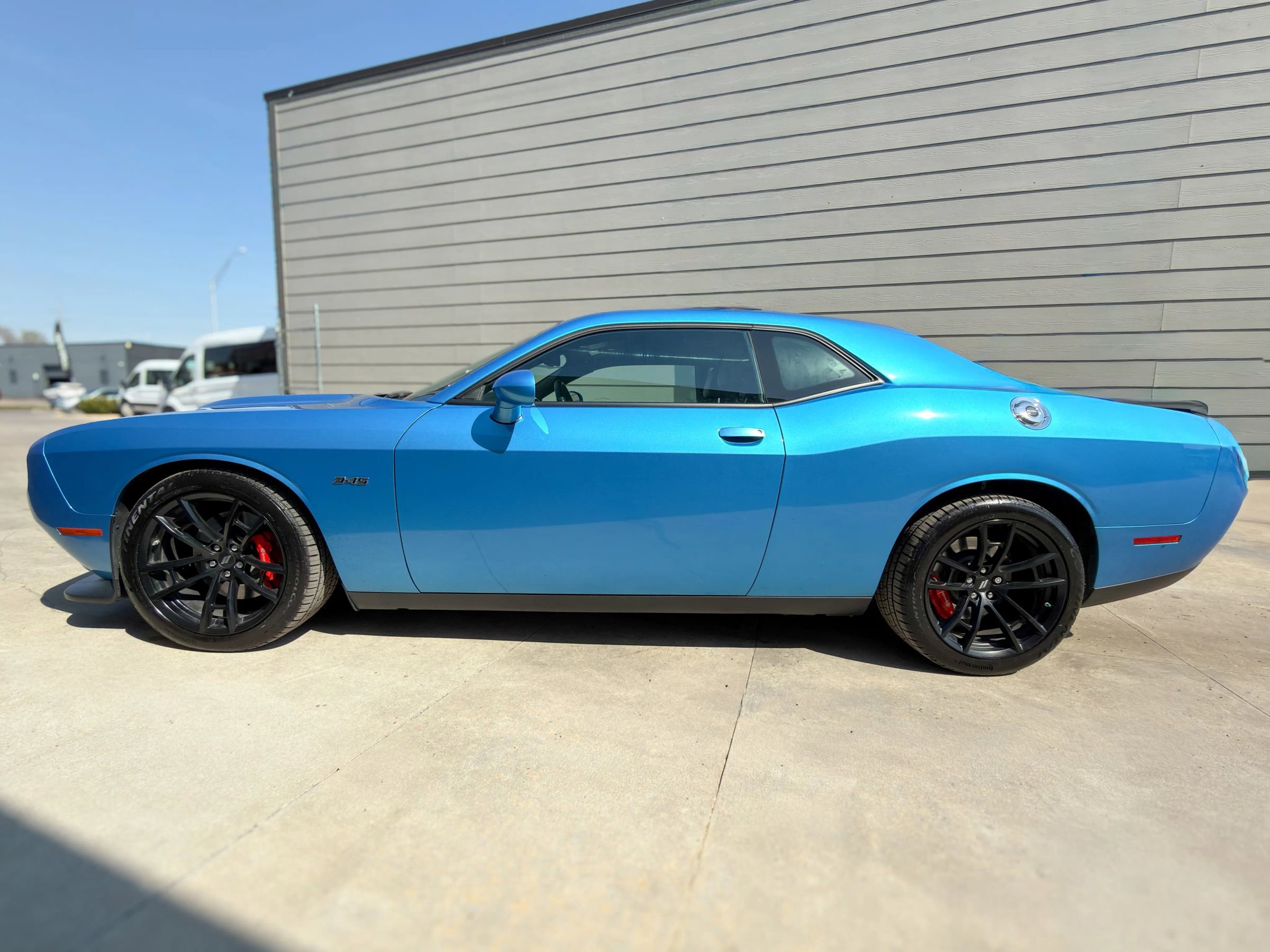 Used 2023 Dodge Challenger R/T w/ Plus Package image 4