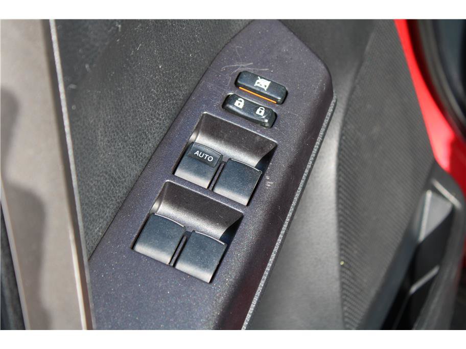 Used 2017 Toyota RAV4 XLE AWD/4WD image 15