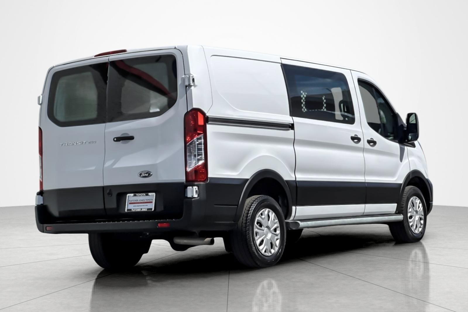 Used 2024 Ford Transit 250 Low Roof w/ Exterior Upgrade Package image 5