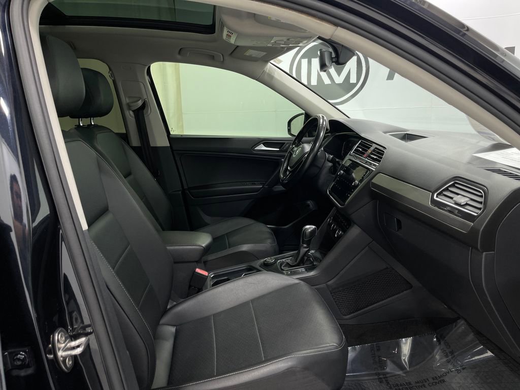 Used 2019 Volkswagen Tiguan SEL image 33