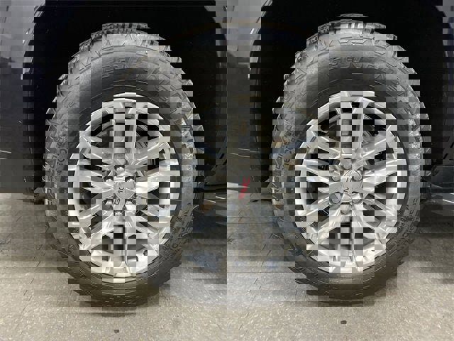 Certified 2023 GMC Yukon SLT w/ SLT Premium Package image 33