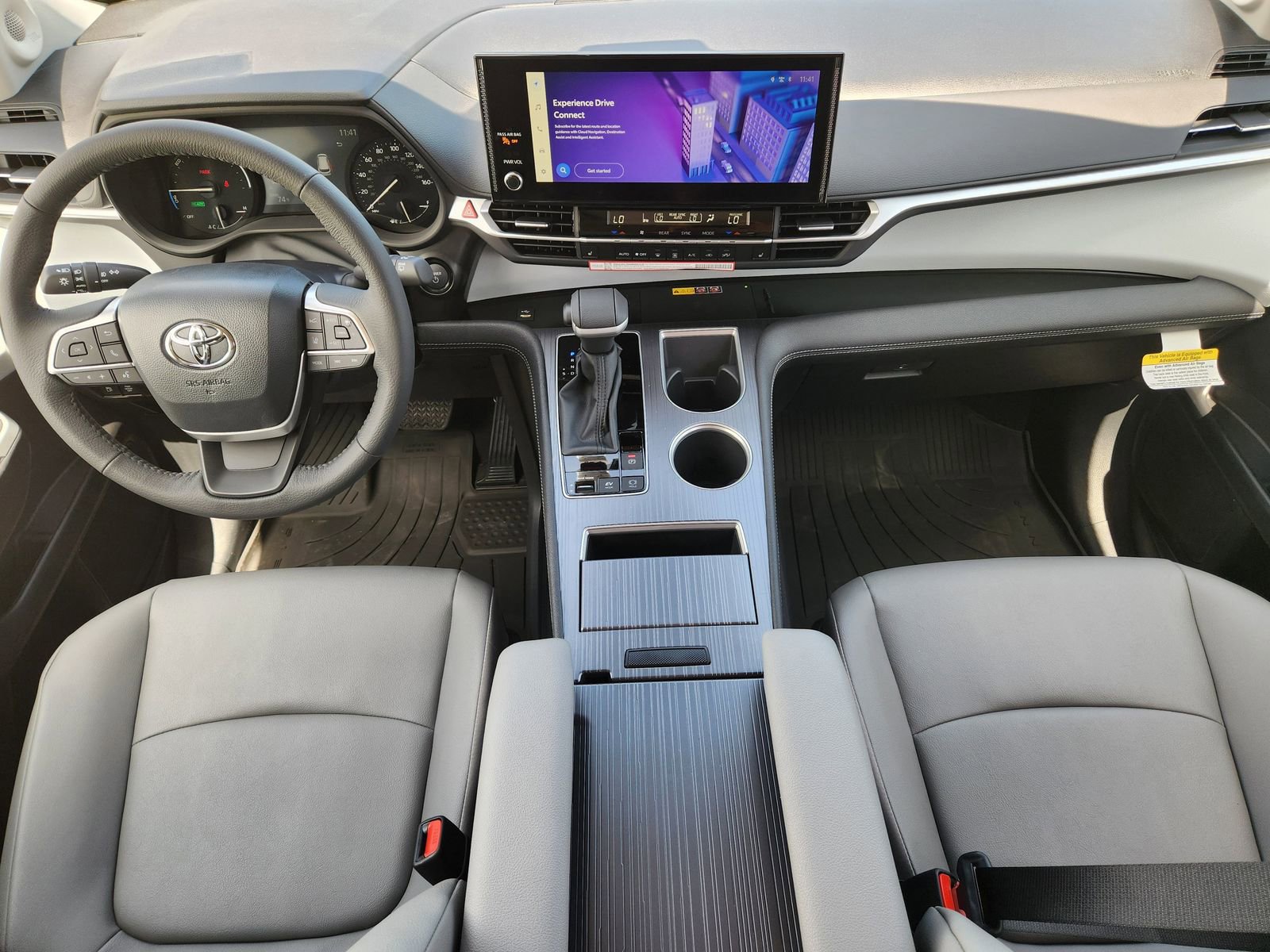 New 2026 Toyota Sienna XLE FWD image 23