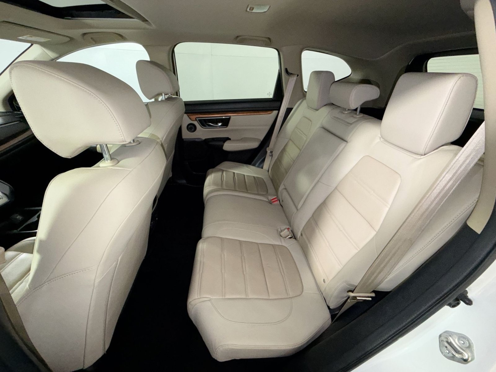 Used 2018 Honda CR-V Touring image 25