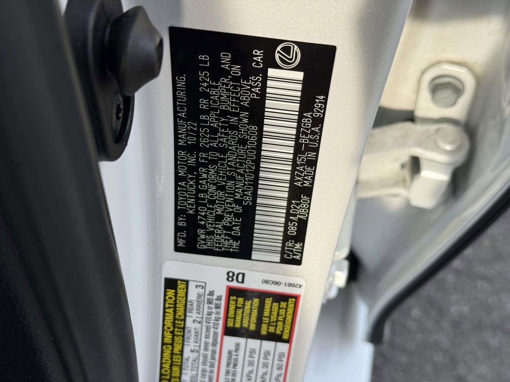 Used 2023 Lexus ES 250 w/ Premium Package image 31