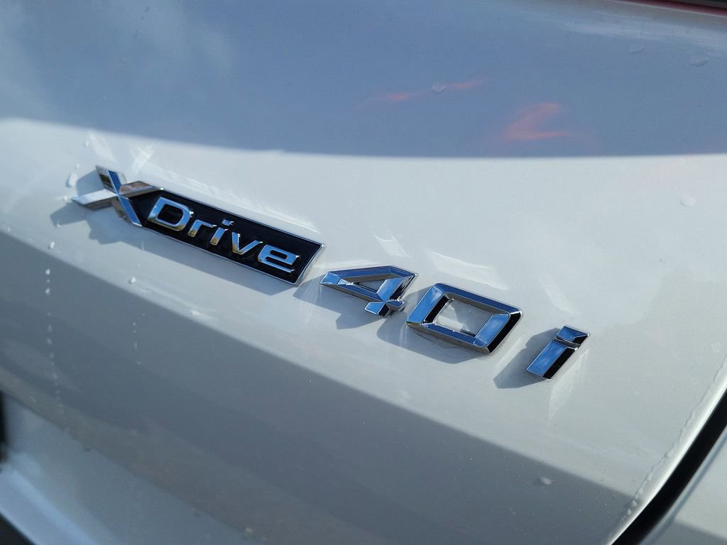 New 2026 BMW X6 xDrive40i w/ Climate Comfort Package image 13