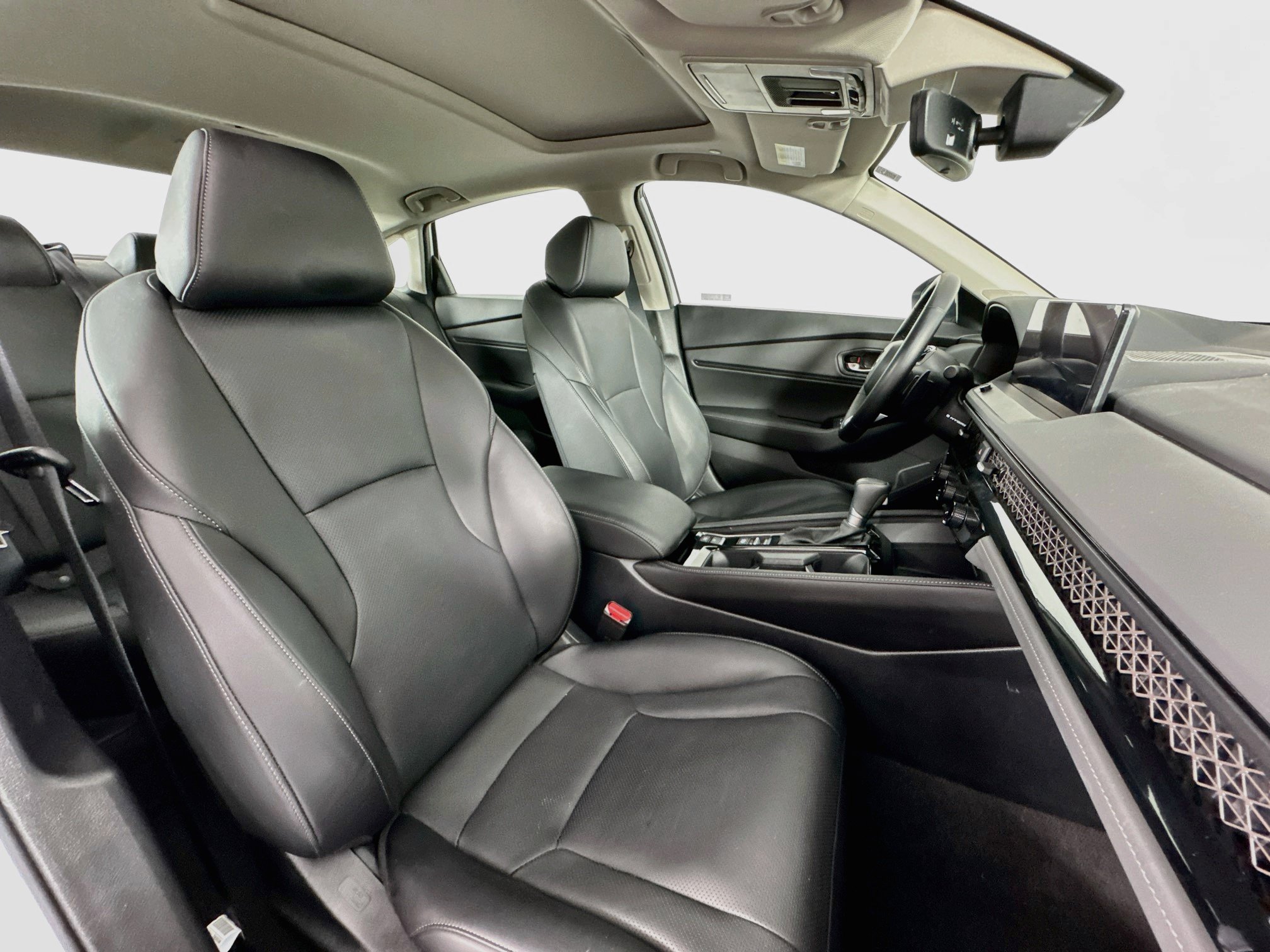 Certified 2024 Honda Accord Touring image 30