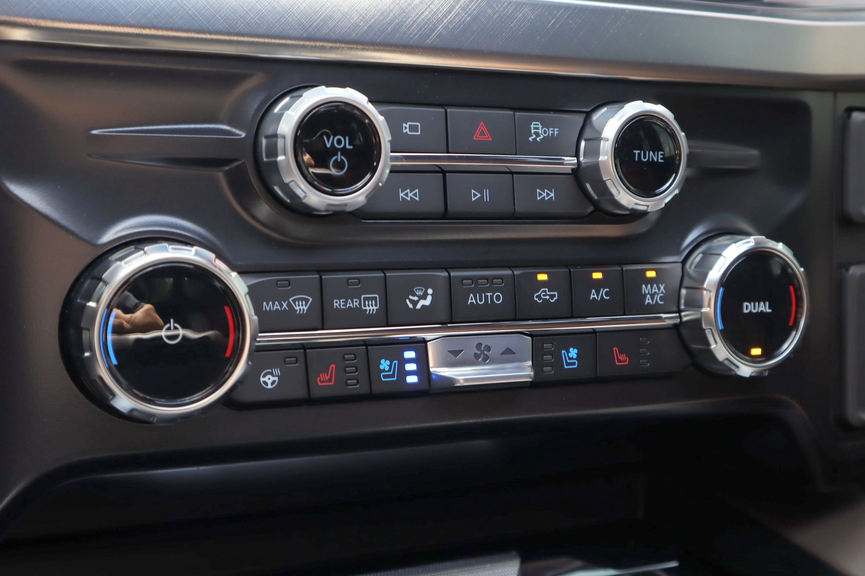 Used 2025 Ford F350 King Ranch AWD/4WD image 16