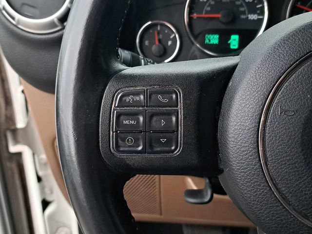 Used 2015 Jeep Wrangler Unlimited Sahara w/ Connectivity Group image 22