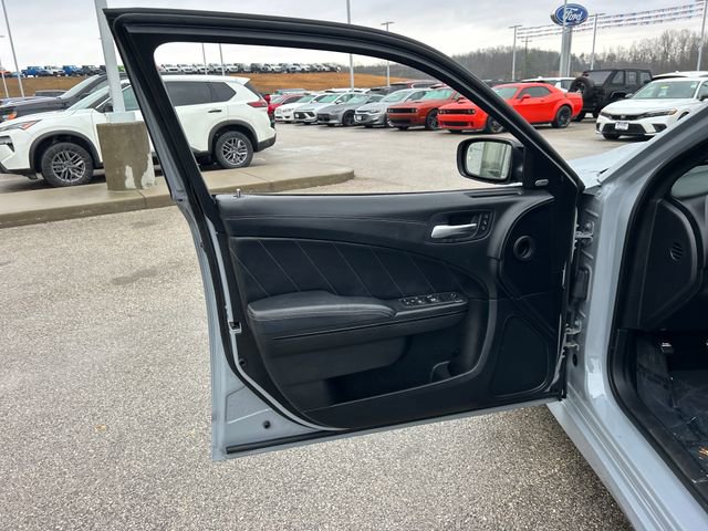 Used 2022 Dodge Charger R/T w/ Plus Group image 29