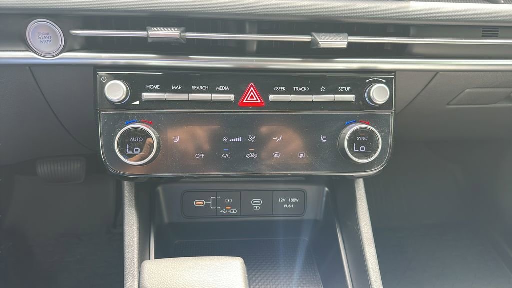 Used 2025 Hyundai Santa Cruz SEL image 30