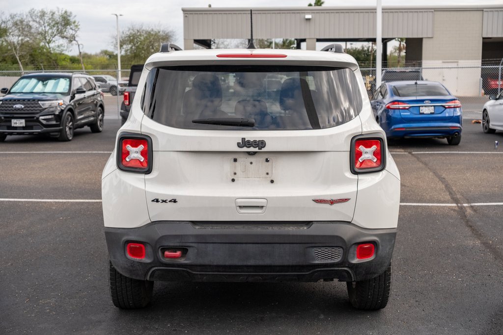 Used 2023 Jeep Renegade Trailhawk image 4