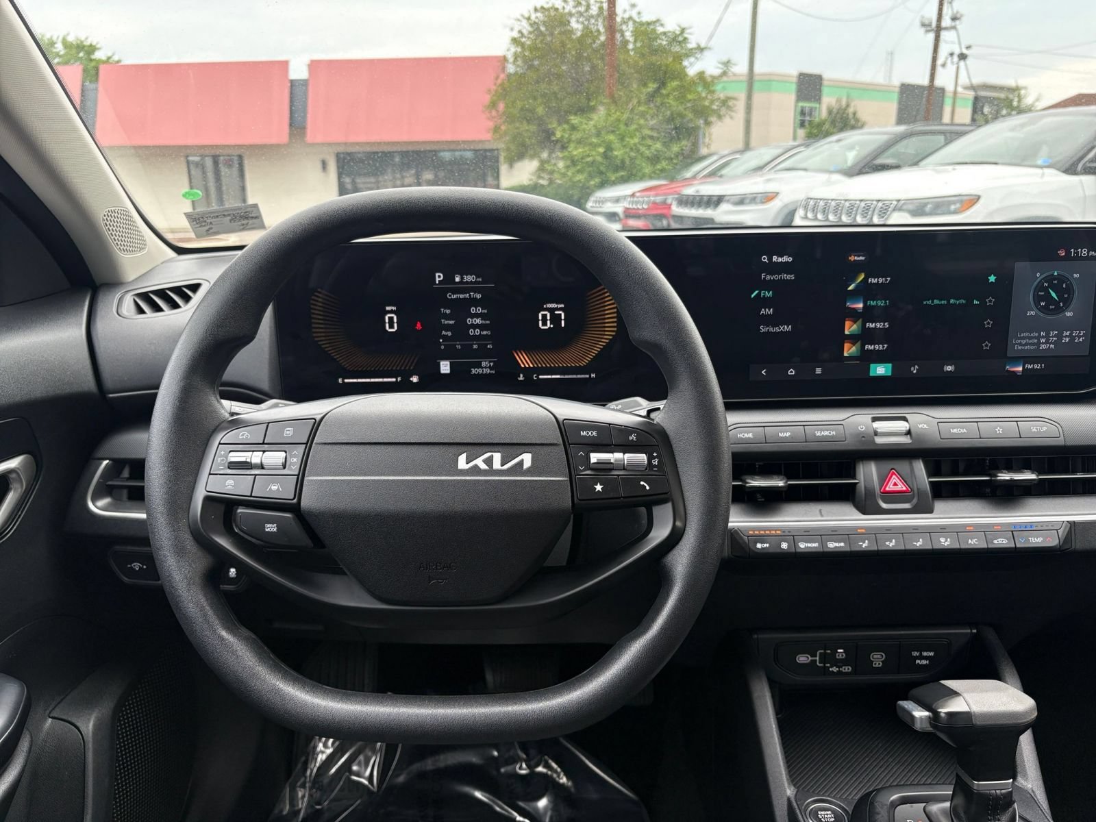 Used 2025 Kia K4 FWD image 33