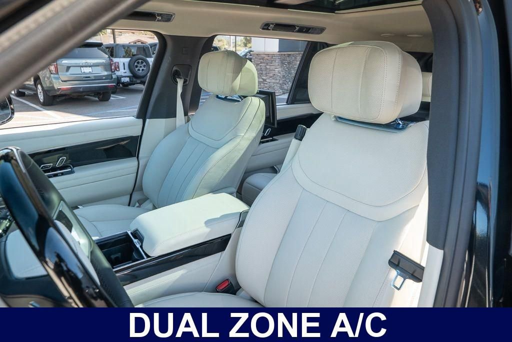 Used 2025 Land Rover Range Rover Long Wheelbase Autobiography AWD/4WD image 15