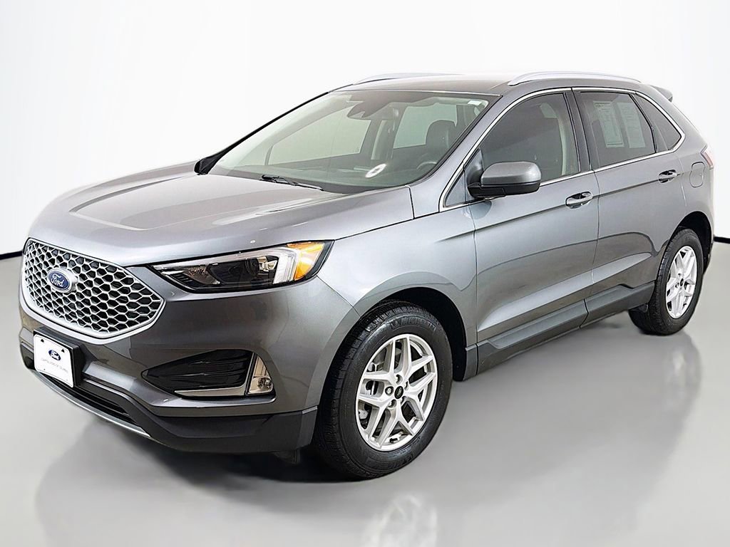 Used 2024 Ford Edge SEL w/ Convenience Package image 6