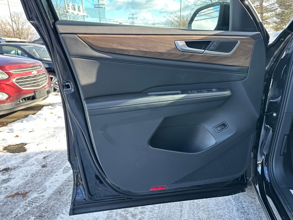 New 2026 Volkswagen Atlas SE image 5