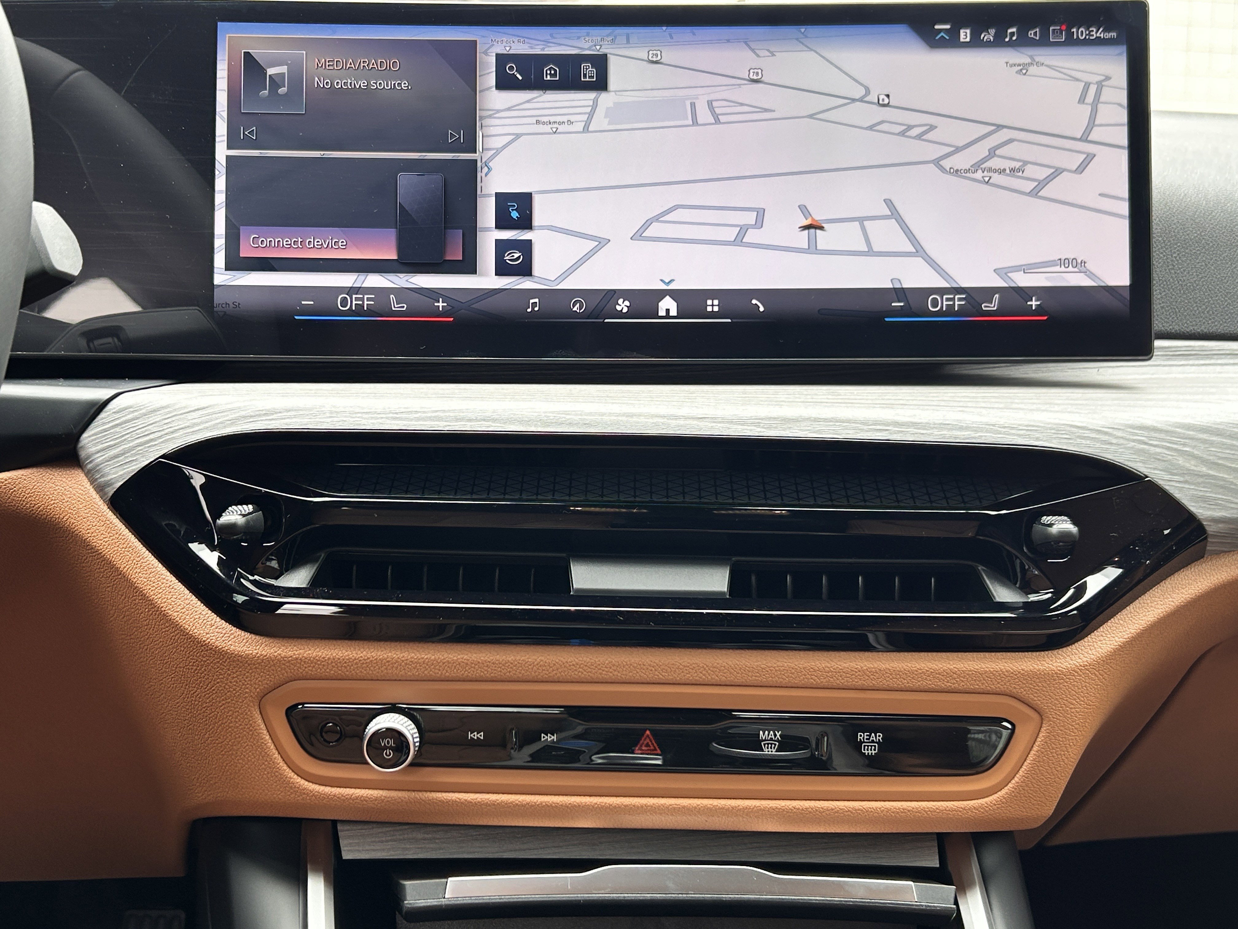 Used 2026 BMW i4 eDrive40 w/ Parking Assistance Package image 15