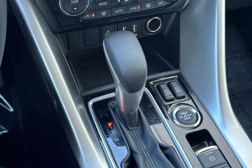 Used 2025 Mitsubishi Eclipse Cross SE AWD/4WD image 22