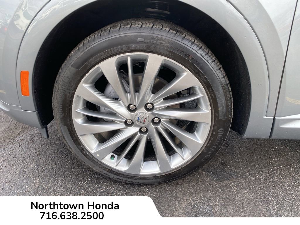 Used 2024 Buick Envision Avenir image 18