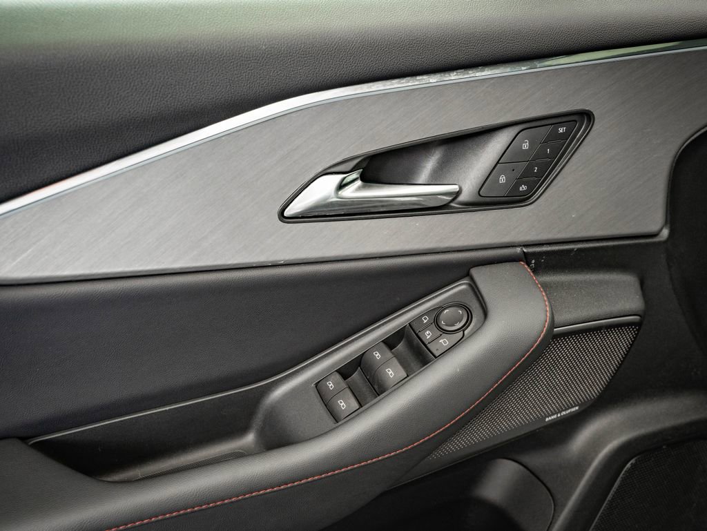 Used 2024 Acura ZDX A-Spec image 25