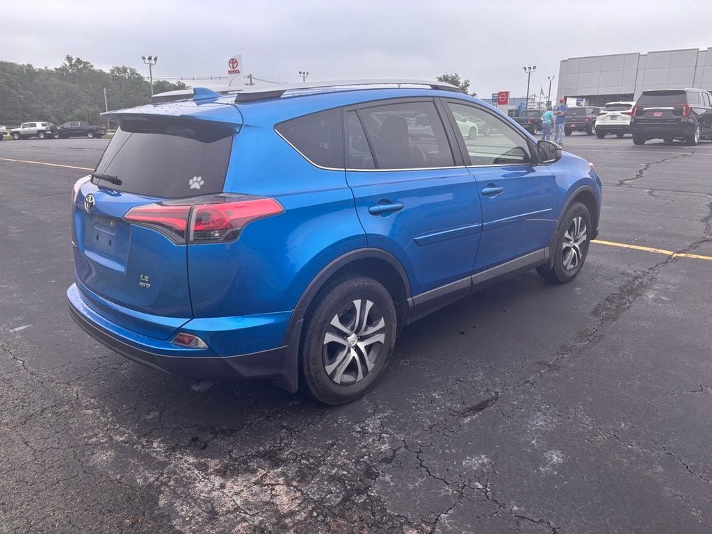 Used 2017 Toyota RAV4 LE w/ All Weather Liner Package AWD/4WD image 4