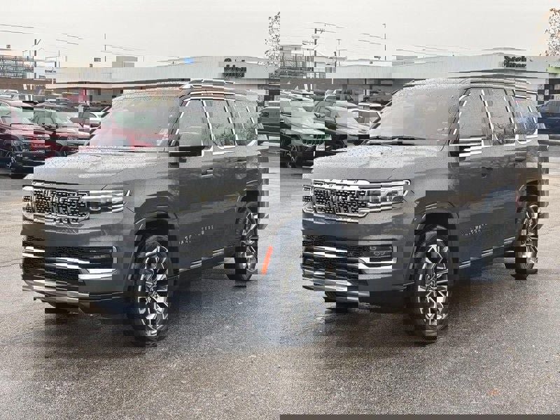 Used 2022 Jeep Grand Wagoneer Series III image 8