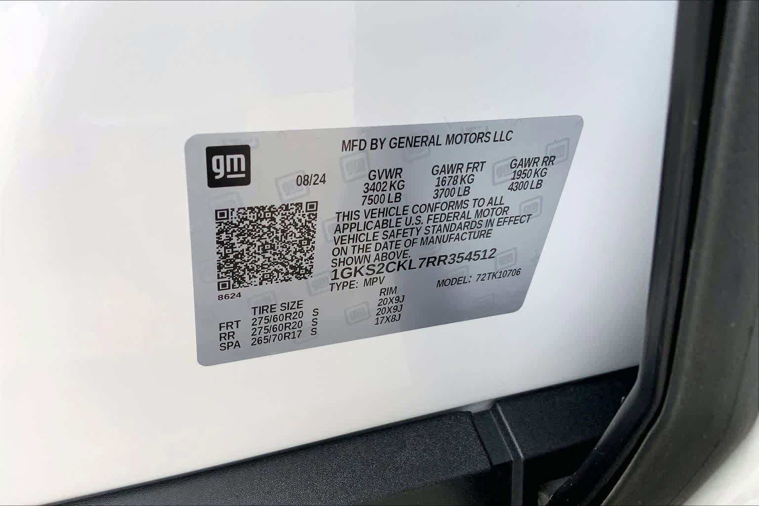 Used 2024 GMC Yukon AT4 w/ Technology Package image 32