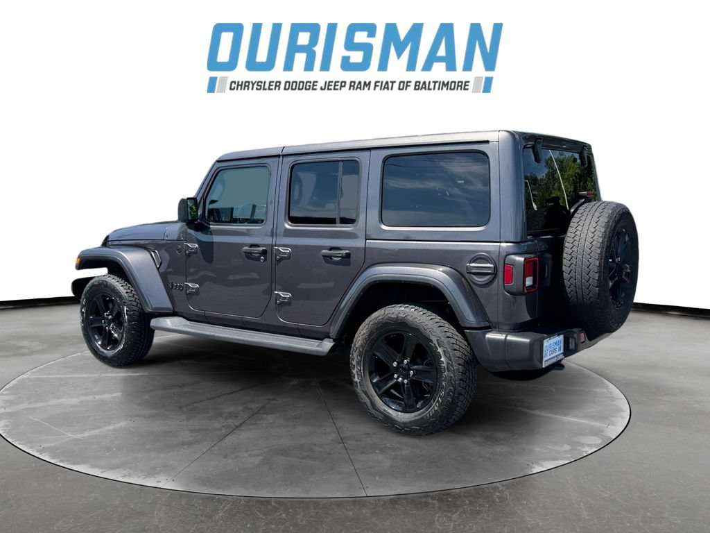 Used 2021 Jeep Wrangler Unlimited Sahara AWD/4WD image 4