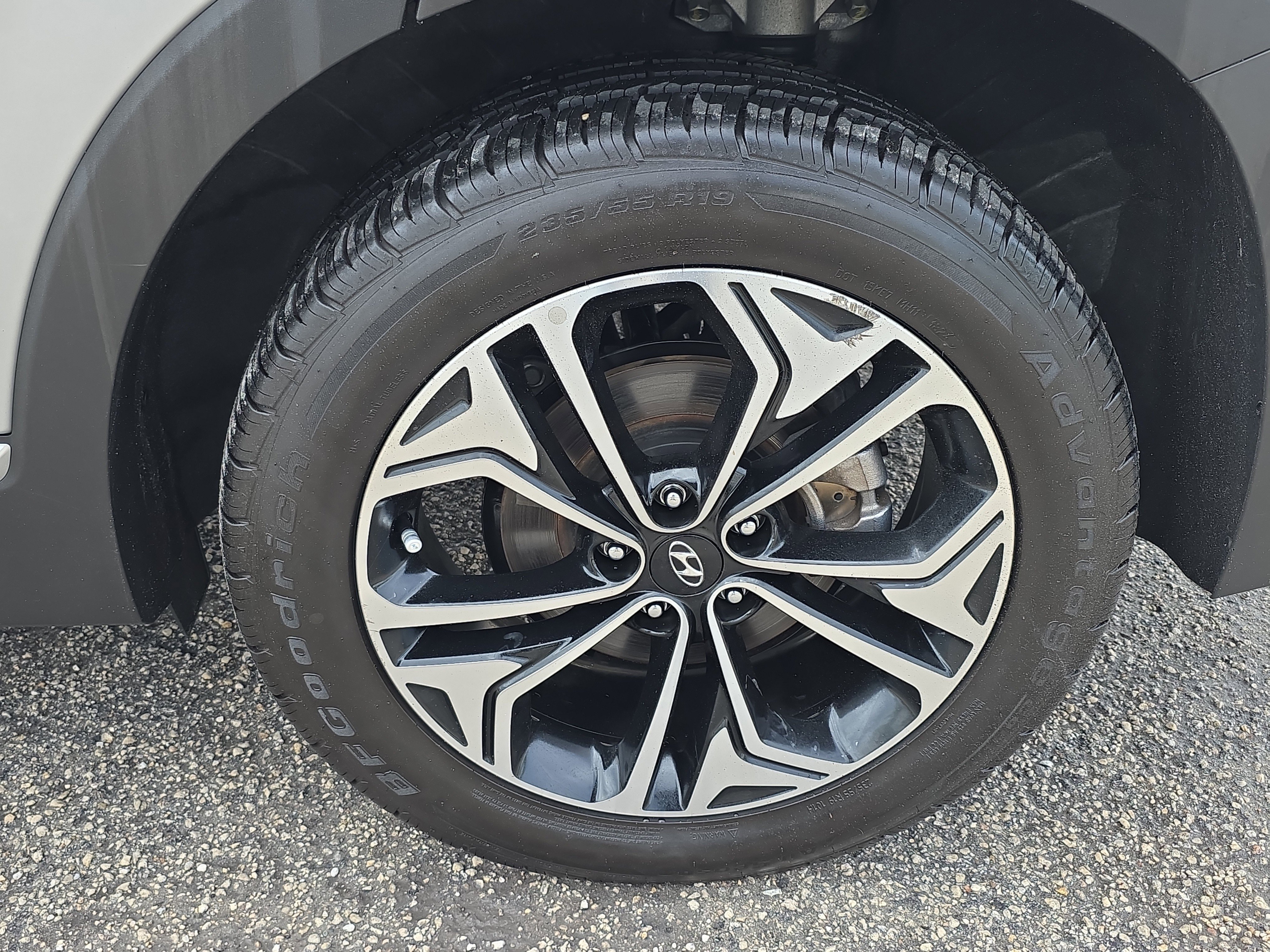 Used 2020 Hyundai Santa Fe SEL AWD/4WD image 13