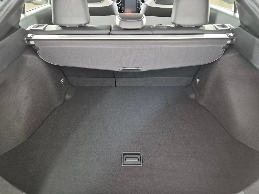 Used 2022 Toyota Prius Limited w/ Premium Convenience Package FWD image 26