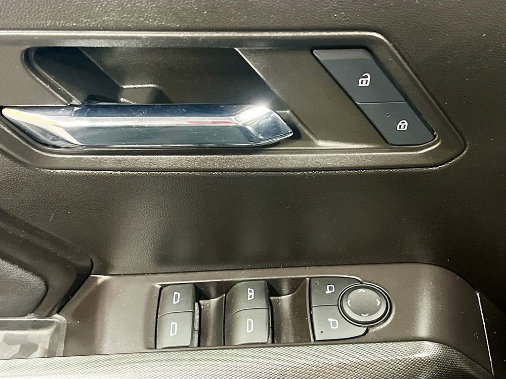 Used 2024 Chevrolet Colorado LT w/ LT Convenience Package image 18