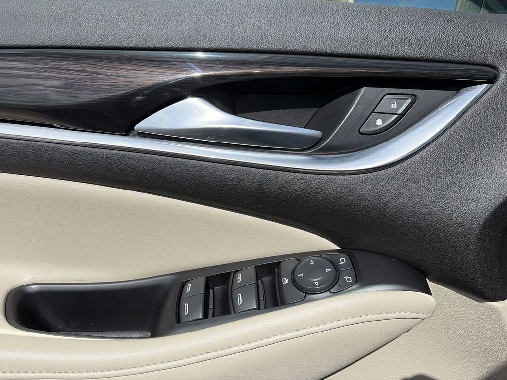 Certified 2018 Buick Enclave Essence w/ Trailering Package image 28