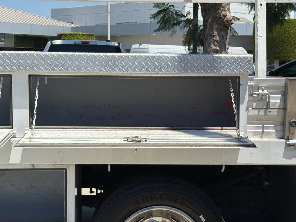 Certified 2023 Ford F450 XL w/ XL Chrome Package RWD image 15