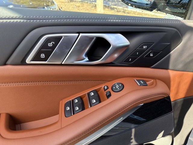 New 2026 BMW X5 xDrive40i w/ Executive Package image 19