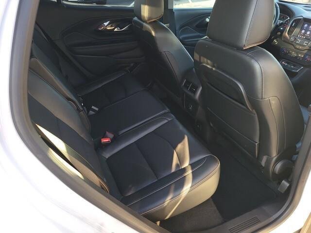 Used 2023 GMC Terrain AT4 image 17