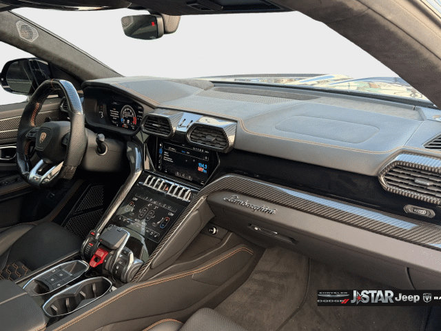 Used 2021 Lamborghini Urus AWD/4WD image 14