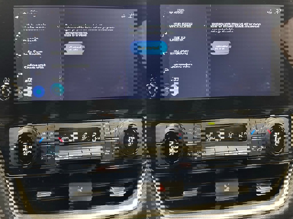 Used 2025 Toyota Grand Highlander AWD image 36