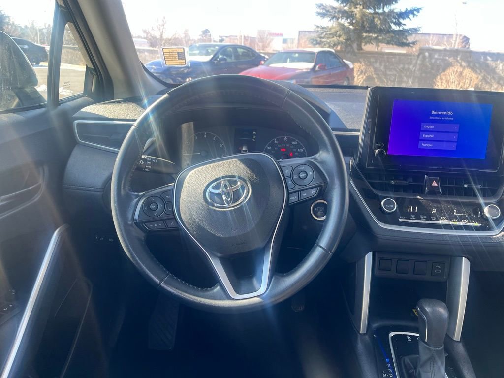 Used 2023 Toyota Corolla Cross LE image 17